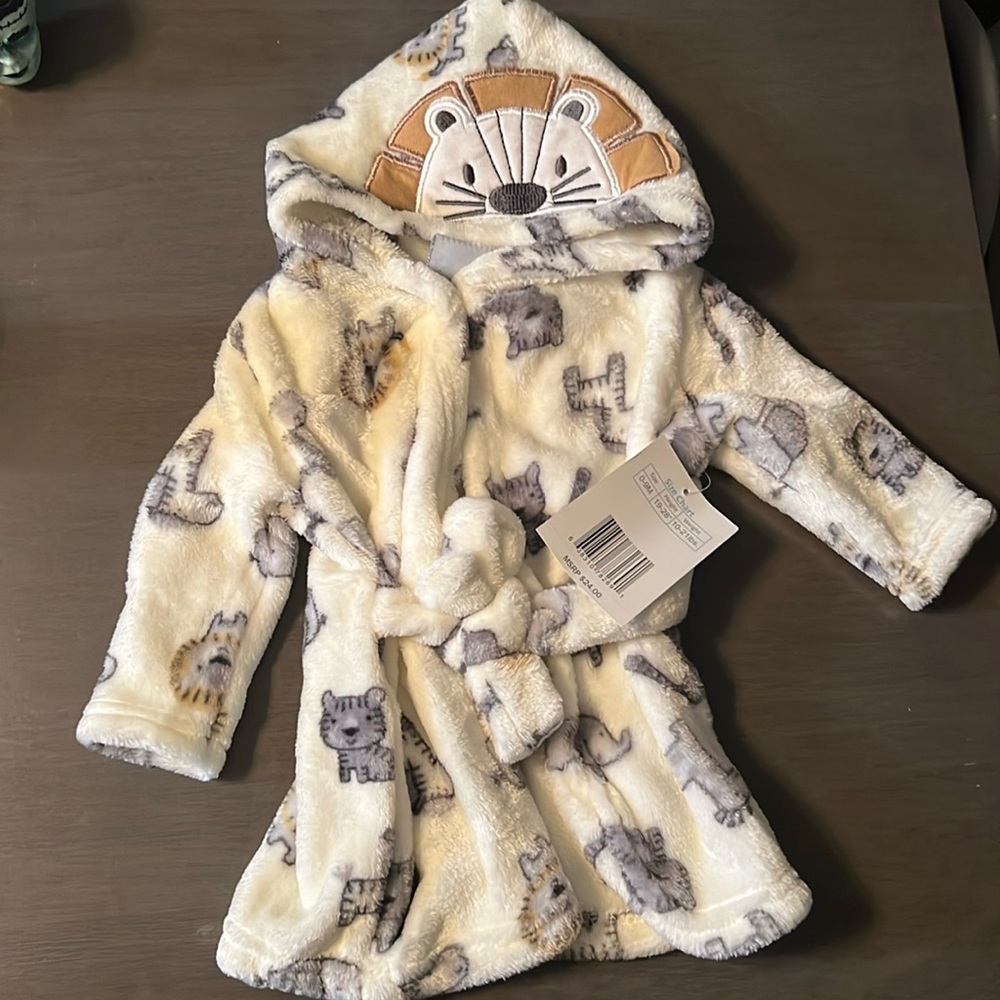New Bath ROBE 0-9 months